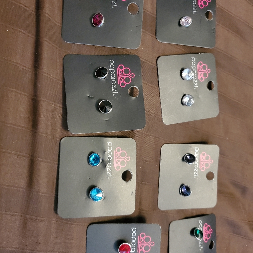 8 earrings